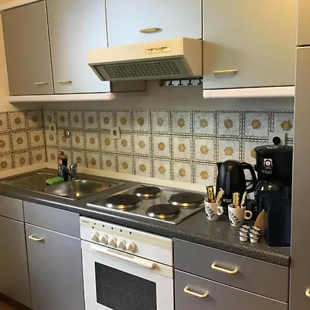 Monteurwohnung Mit Stellplatz * Essen